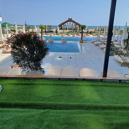 Sunrise Mv 14 Apartment Mamaia Bagian luar foto
